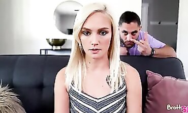 Coaching Stepsister on How to Give an Amazingly Hot Blowjob