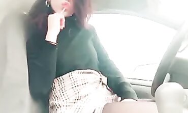 Italian Babe Masturbates Alone in Parking Lot