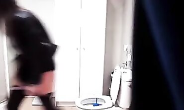 Queen's Secretary Takes a Quick Pee