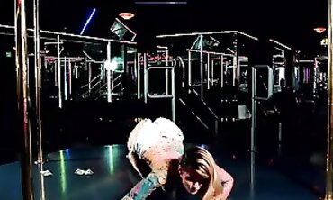Erin Evelyn Braless Pub Dancing On Pillar