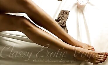 Hot Babe's Toe Job - Footjob with Stockings & Lubricant in High Heels