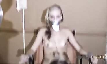 Clean-Shaven Blonde Sluts Get Bound For Oral