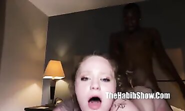 Curvy White Snowbunny With Massive Ass Takes BBC