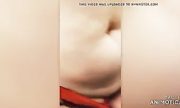 Marie se fait baiser par son beau-fils pendant que son mari dort