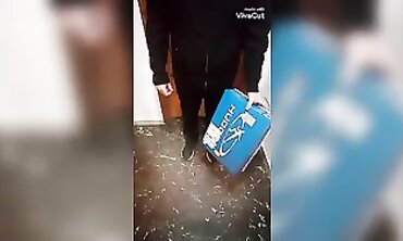 POV: Kinky MILF Ex-Wife Takes Delivery Guy