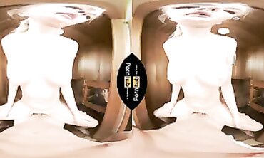 VR 180: Paisley Porter & Nathan Bronson's Sauna Session