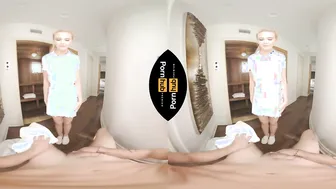 VR 180: Paisley Porter & Nathan Bronson's Sauna Session