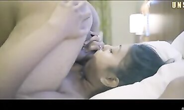 Physiotherapist Gives Uncut Blowjob and Massage
