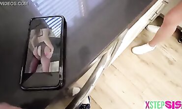 POV: Stuck Inside My Petite Stepsister Liz Jordan