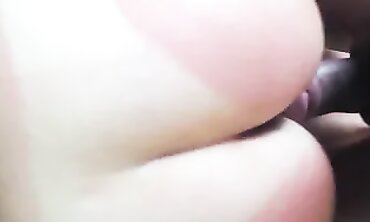 POV Creampie: Suntanned MILF Takes Deep Anal