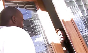 Sydney Capri Pays Rent With Her Huge Ebony Ass