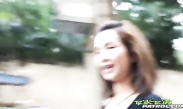 Jiggly Thai Babe Gets Hardcore Creampie