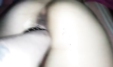 Latina MILF Peeing and Getting Fisted