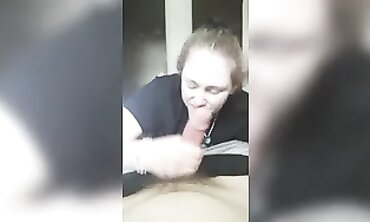 POV Queen MILF Gives a Rotating Blowjob and Handjob