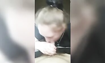 POV Queen MILF Gives a Rotating Blowjob and Handjob