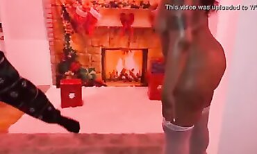 Liyah da Bunni Takes Stretch3x's Egg Nog Creampie