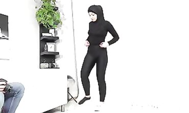 Muslim Girl's Daring Photoshoot - Exotic Beauty Reveals Herself to Cameras