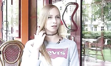 Sirena Fingers Herself Repeatedly