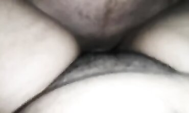 Pakistani MILF Screams During Hardcore Anal Sex