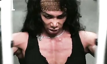 Fitness Babe with Enormous Boobs Shows Off Her Massive Chest at The Gym