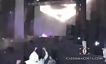 Mall Walk Turns Into Wild Amateur Threesome