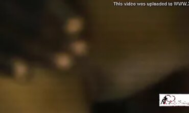 Juicy Ebony Camgirl Gets Hardcore Workout in Public Gym