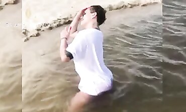 A Tiny MILF's Amateur Vacation in Maceió