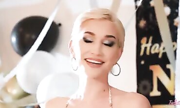 Brigette B's Sensual Erotic Dance - Sexy Spanish Lingerie Model Fucks Herself