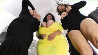 POV: Giantess BBW Samantha Finds Studs on the Street