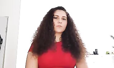 Isabella's Intimate Confessions - A Raw & Honest Look At Her Life