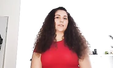 Isabella's Intimate Confessions - A Raw & Honest Look At Her Life