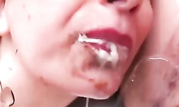 British Amateur Lesbians: Pissing Culture Vol. 1