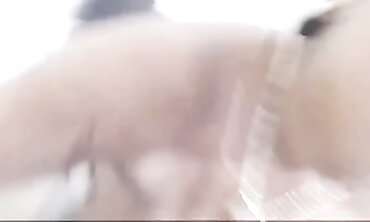 Ebony Mama With Massive Bouncing Tits Squirts