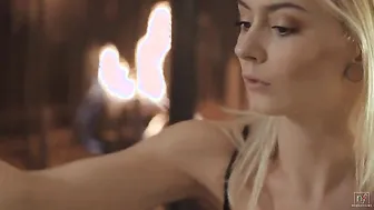 Forbidden Seduction: Blonde Babe Chloe Temple's Secret Encounter