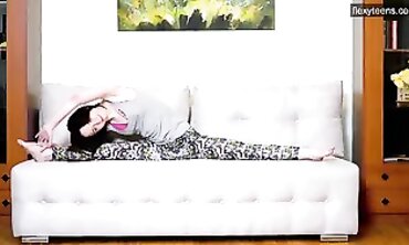 Princess Gymnast Flexi-Ballerina Stretch Workout with Sexy Legs by Torpeda