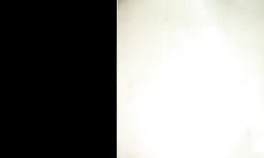 Stepbrother Sucks MommaScarlet's Booty Plug