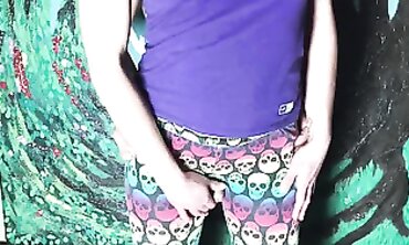 CFNM Jizz Shotgun in Yoga Leggings