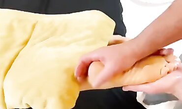 Blonde MILF Gets Oiled Massage With Foot And Toe Focus