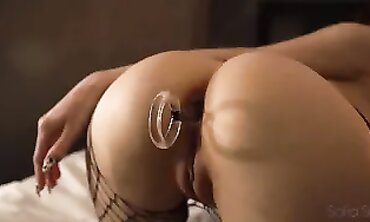 Sofia Simens Gets Her Ass Plugged in Fishnets