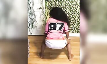 Gata Official Twerk Compilation #2: Bombshell's Thick Figure