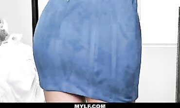 Melissa Lynn Gets Creampie In Her Tight Cunt