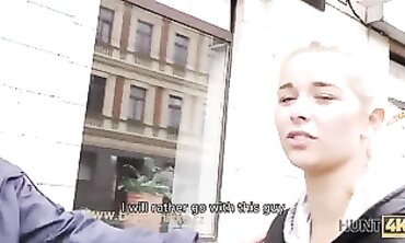 Successful Hunter Meets Honey on the Streets