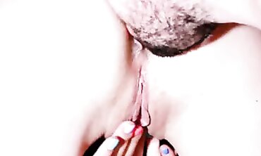 Amateur Hubby Devours Wife's Money Shot Creampie