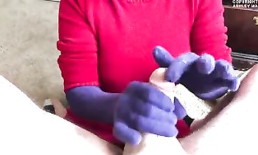Mommy's Purple Mittens: Big Tits Handjob & Cumshot