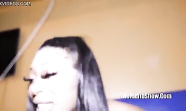 Petite Ebony Rookie Kali Blessing Shows Off Her Tight Natural Slit