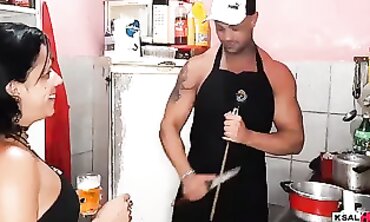 Beauty Cooks While Her Husband Mike Sweetheart Takes Danny Torrid