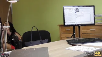 LOAN4K: Los padres envían fotos caras pero no dinero
