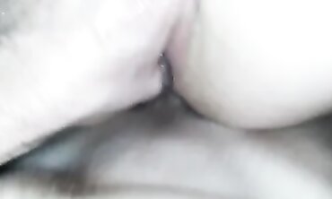 Allie Gapes Takes a Big Cock in Her Gaping Ass