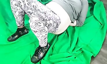 Seattle Ganja Goddess Bound in Stretch Pants