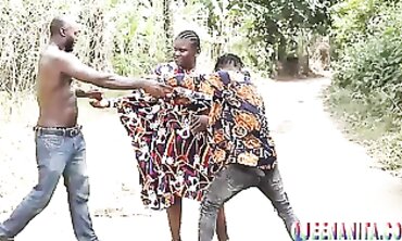 Boss Sonnie Stops You For An Outdoor Ebony Blowjob